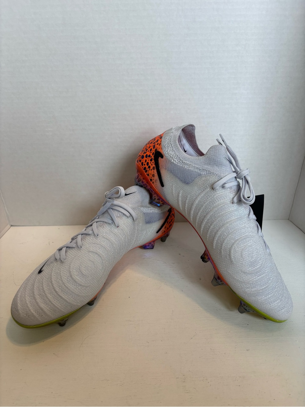 Nike Phantom GX2 Elite SG-Pro Soccer Cleats Safari Pack Size US Men’s 7 NEW - Picture 2 of 8